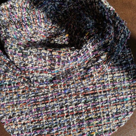 New Chanel Women's Multicolor Tweed Cap - Picture 5 of 6